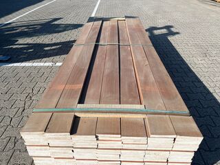 Ca. 77x Hardhouten Vlonderplanken Geschaafd, 21x145mm, lengte 245cm